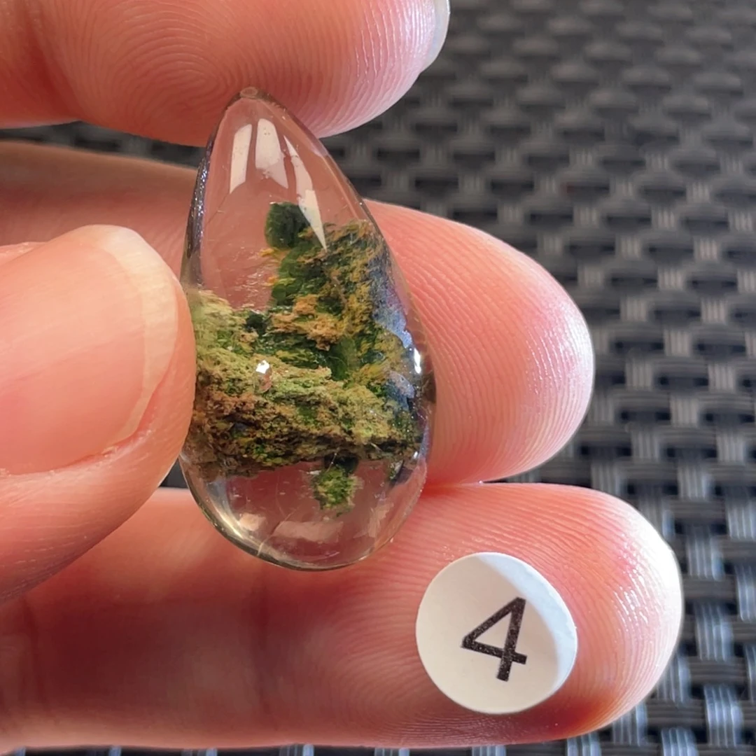 【闪购商品】未镶嵌颈饰水晶y*