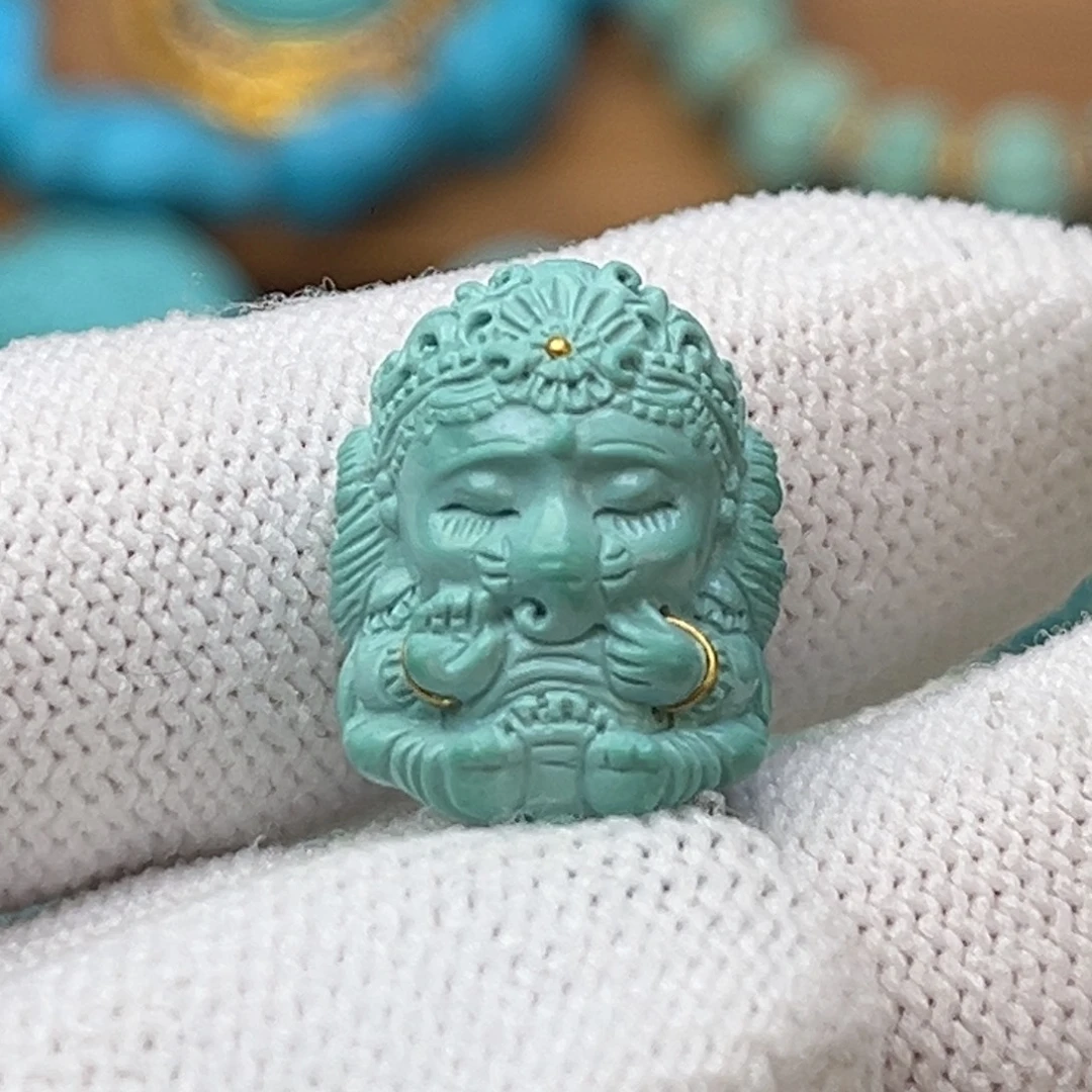 绿松石未镶嵌珠宝奇石公主象