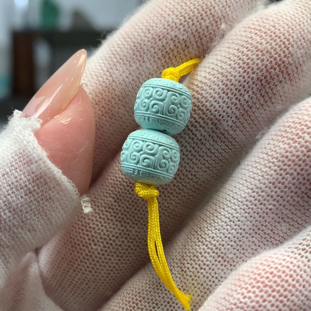 绿松石未镶嵌挂件