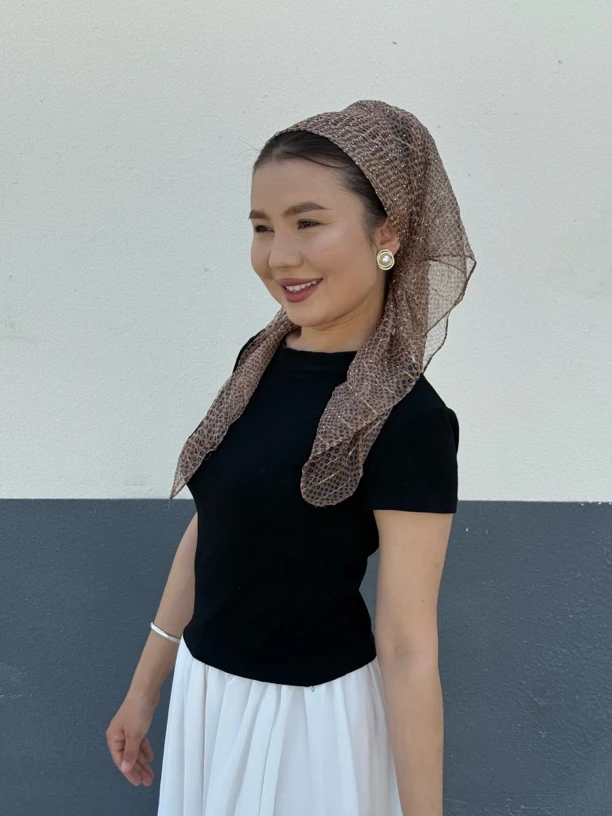 轻薄头巾 咖啡色带钻