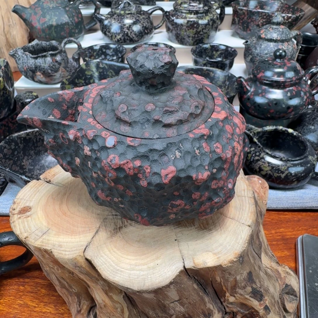 山***边梅花玉精品随形壶