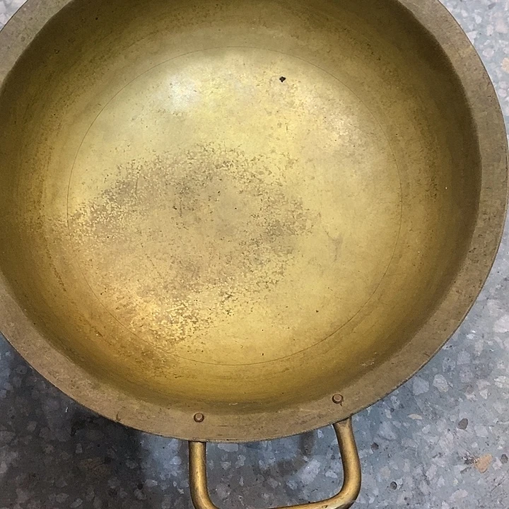 用***亮老式铜器古朴厚重