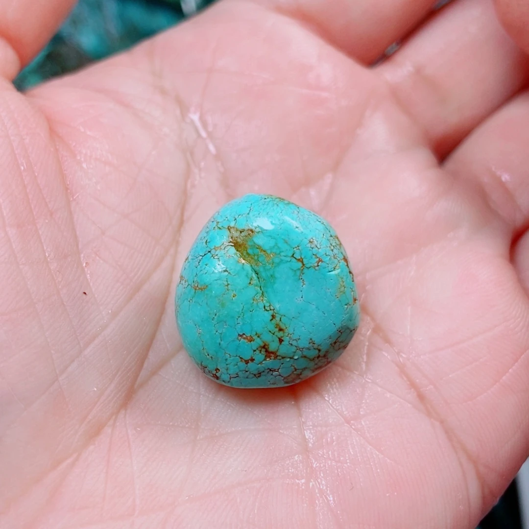 绿松石挂件未镶嵌安**