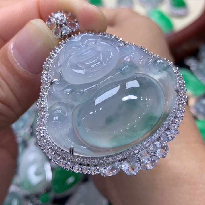 翡翠吊坠(不含链)18K金镶嵌