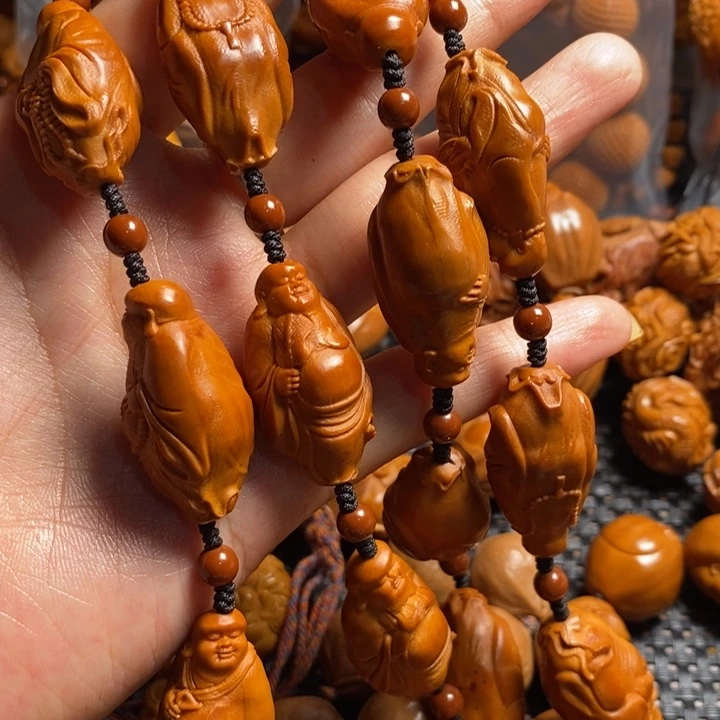 橄榄核吊坠六合弥勒