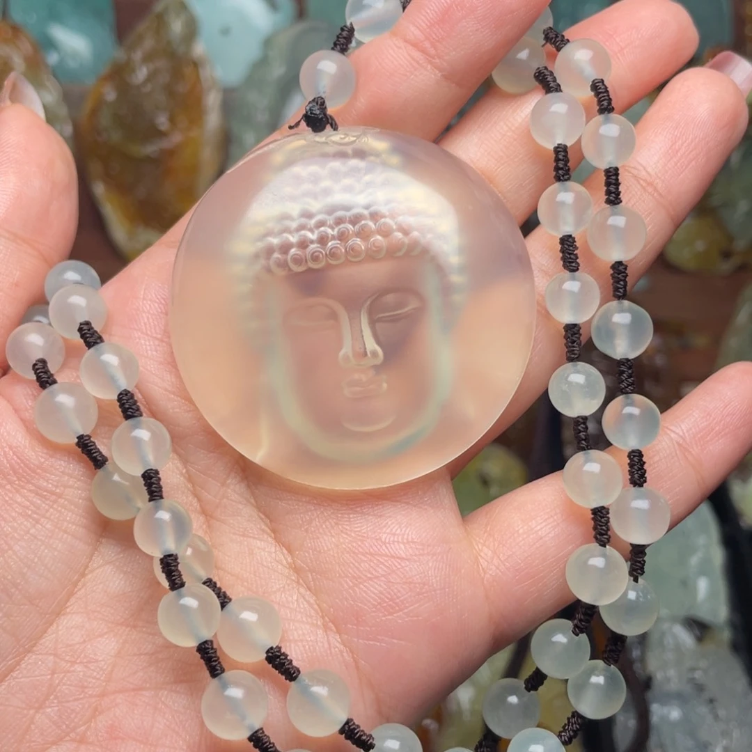 蛇纹石玉颈饰未镶嵌知**忧