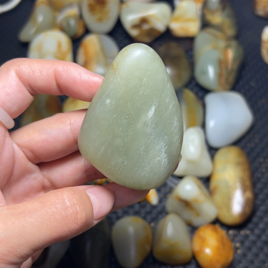 和田玉未镶嵌耳饰52