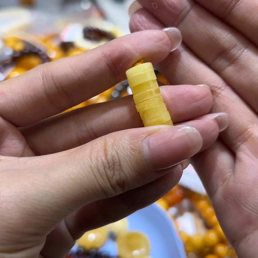 琥珀珠宝奇石未镶嵌