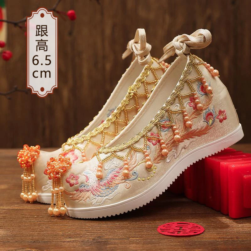 秀禾服婚鞋女中式金色搭配汉服鞋子成人内增高古风绣花鞋古装布鞋