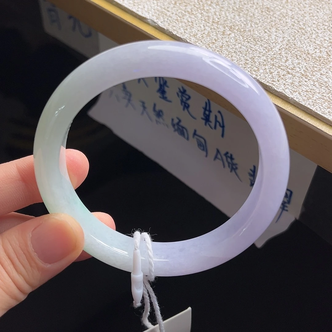 翡翠未镶嵌手镯手镯