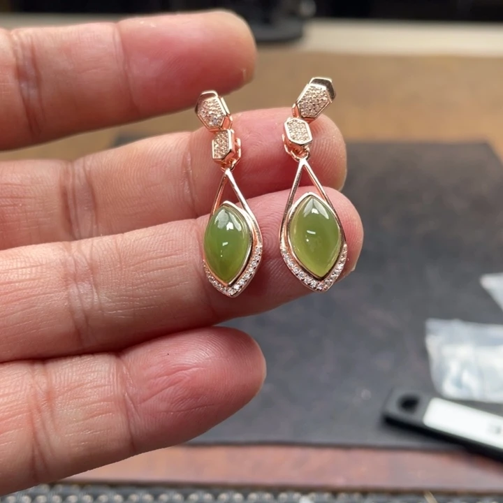 和田玉耳饰银S925镶嵌