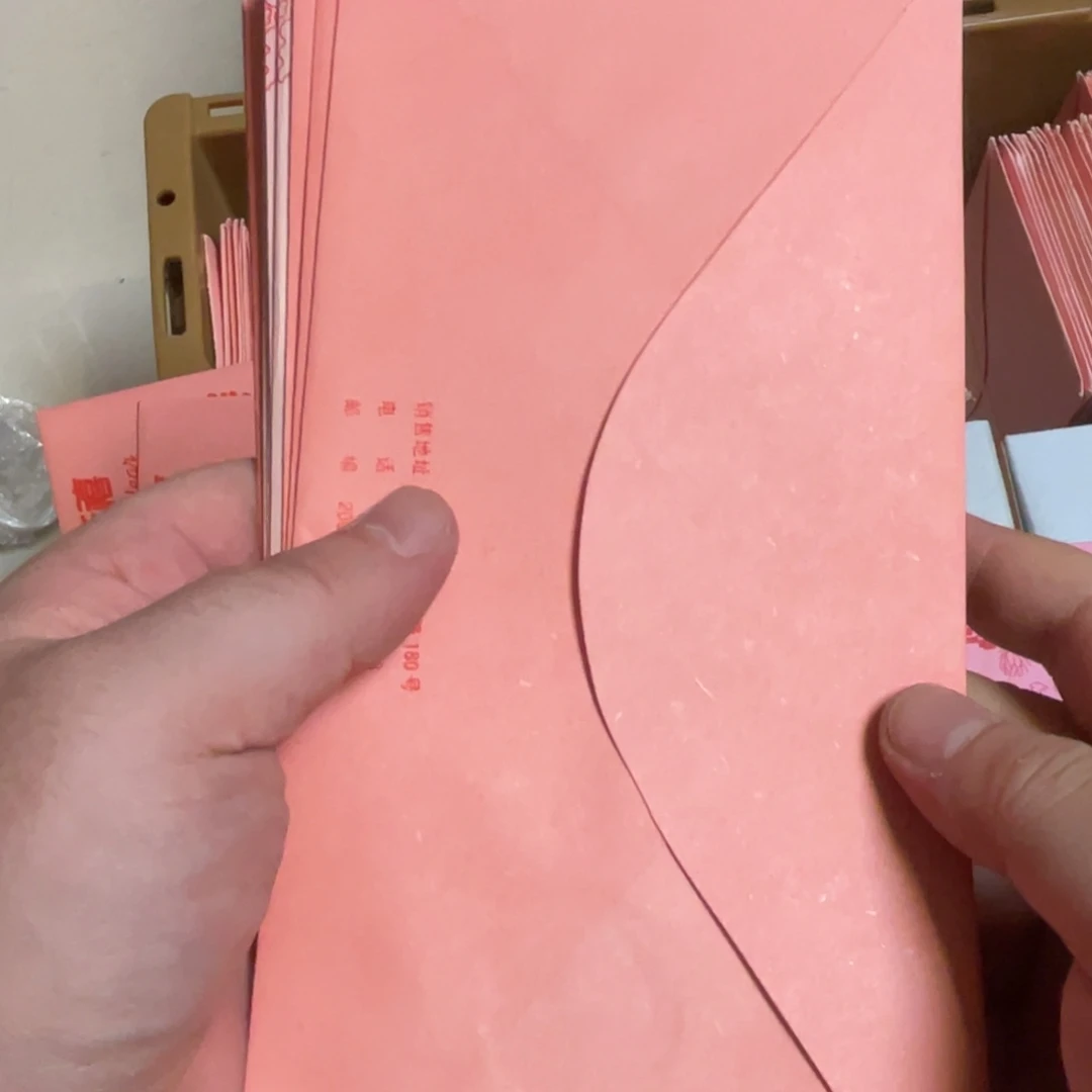 其他普通金属随机10本纪念章