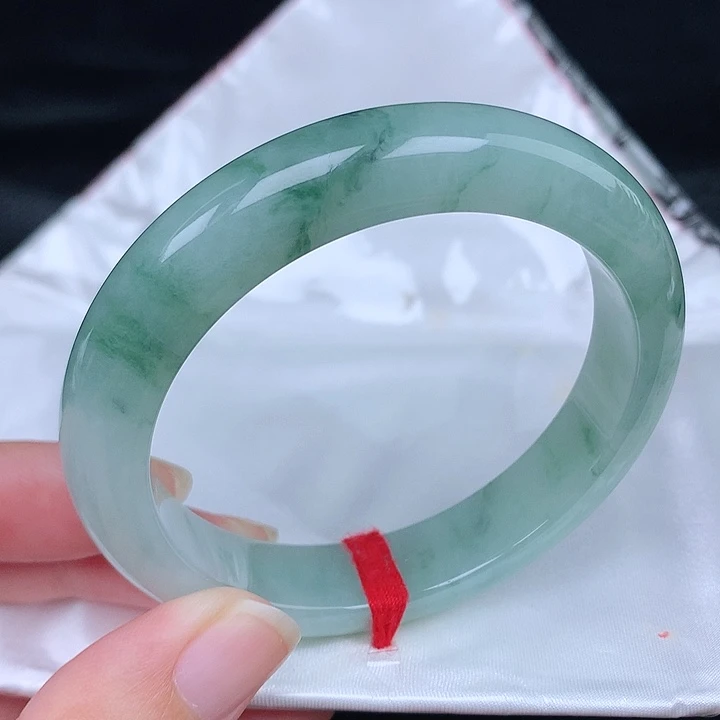 未镶嵌手镯翡翠天然