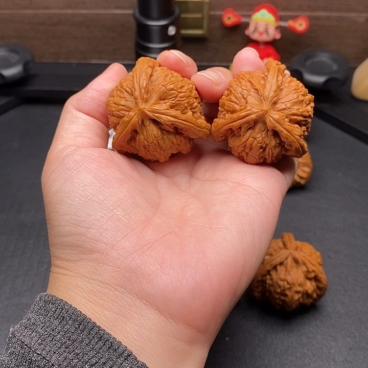 胖***予把件文玩核桃白奔