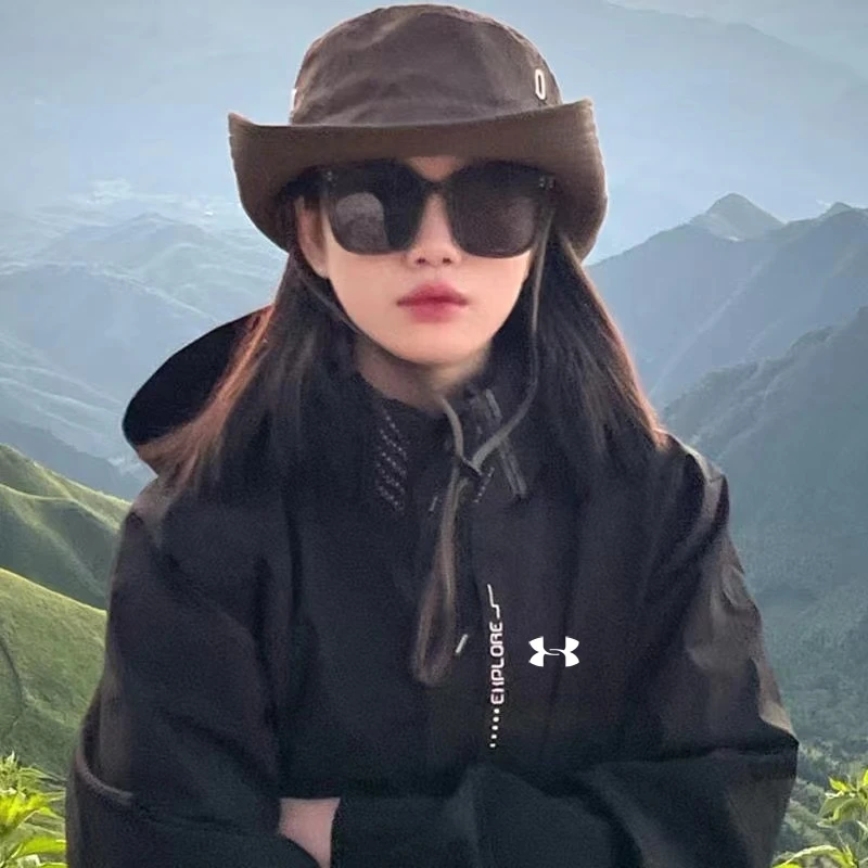 可拆卸户外防水登山服男女同款情侣三合一工装外套