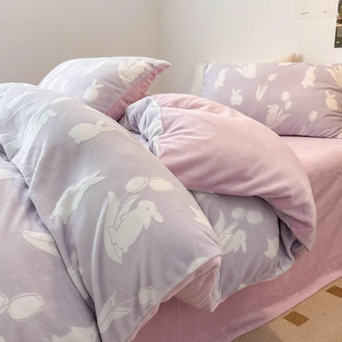 【洋盛家纺】冬季保暖加厚牛奶绒纯色剪花床上用品被套四件套