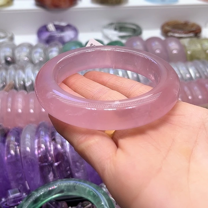 水晶手镯未镶嵌60口