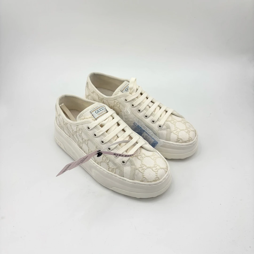 95新 GUCCI/古驰 古驰/38.5码/米白满印厚底鞋/TT0633