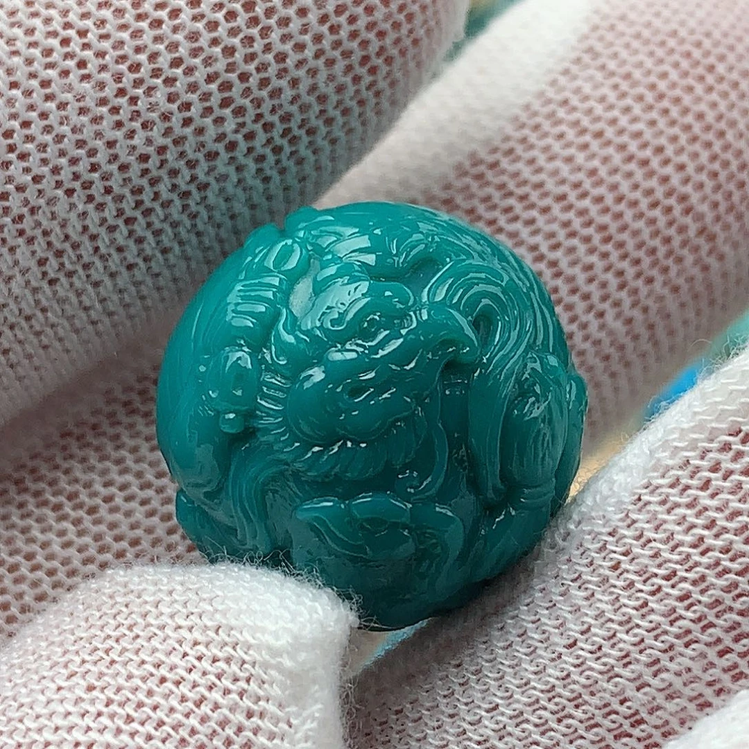 未镶嵌绿松石颈饰