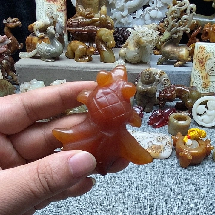 未镶嵌和田玉挂件
