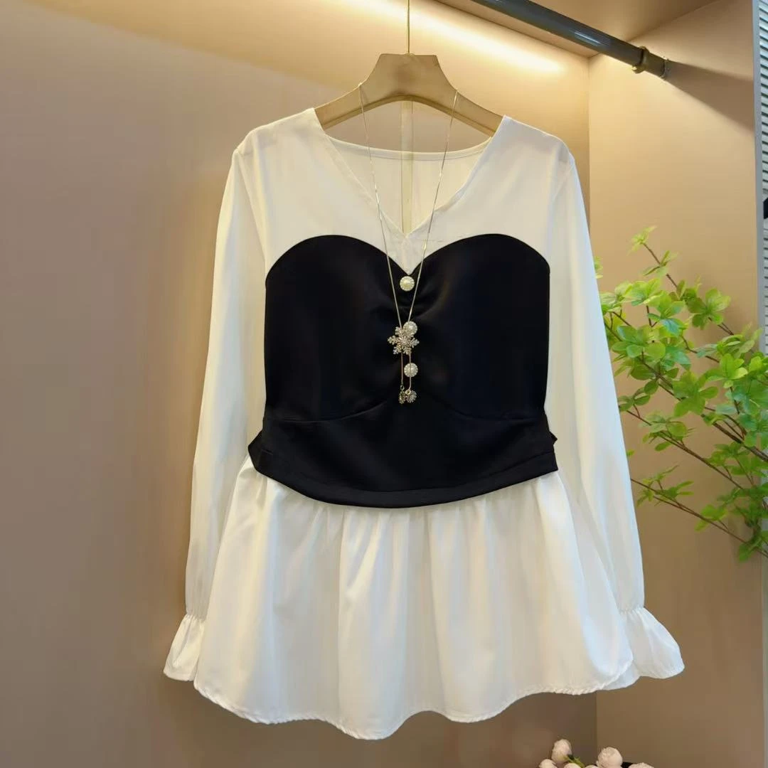 时尚新款V领显瘦拼接撞色假两件设计百搭上衣（长69左右）