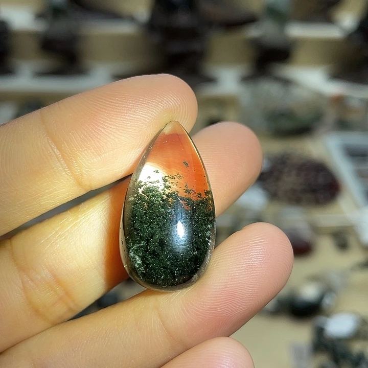 未镶嵌颈饰水晶绿幽灵水滴定制