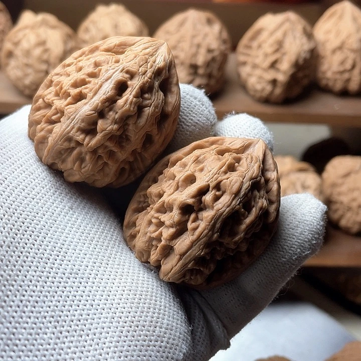 吊坠文玩核桃红锦鲤狮子头38