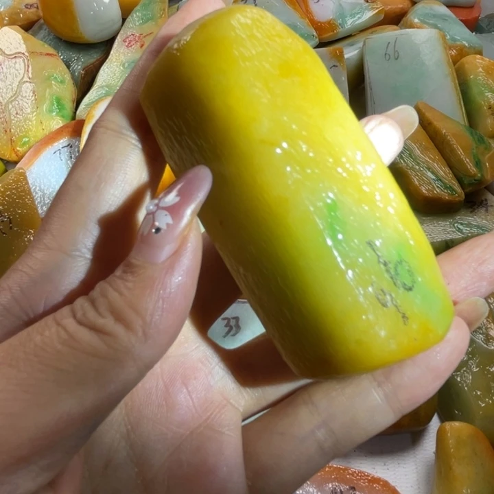 【闪购商品】颈饰未镶嵌翡翠用****4翡翠