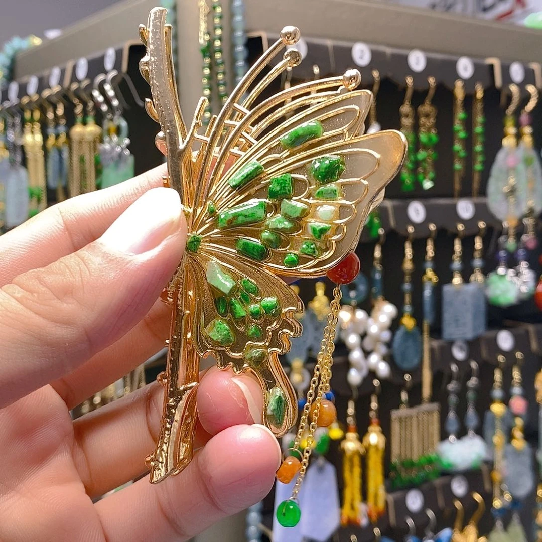 未镶嵌翡翠耳饰翡翠