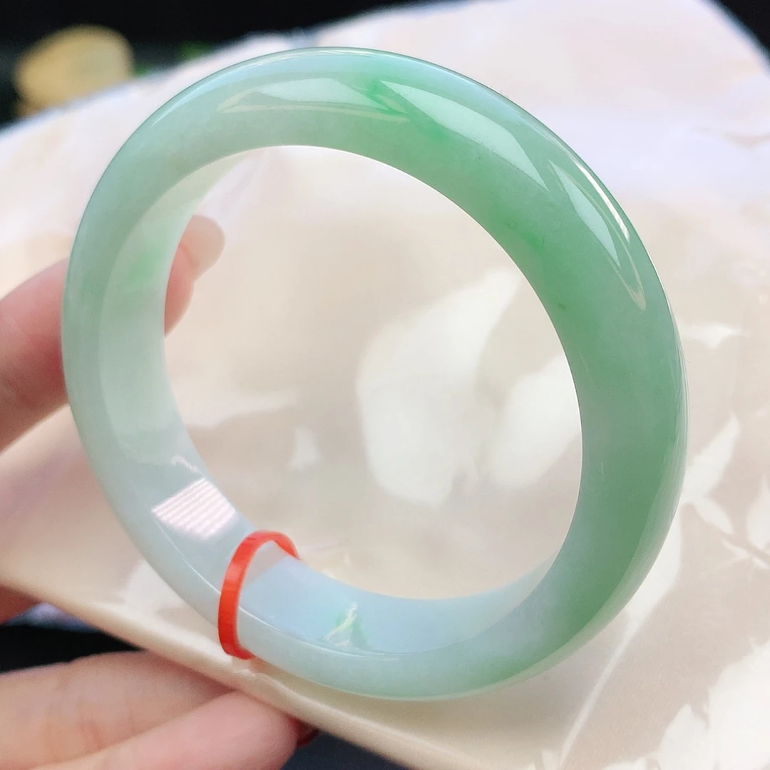 翡翠手镯未镶嵌53圈口881889