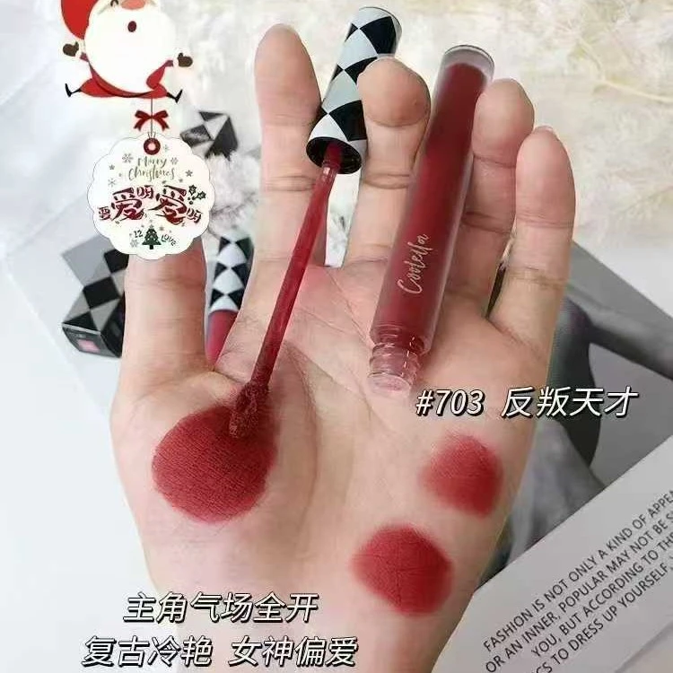 TST 库伊拉丝绒哑光唇釉703色号-26.3月