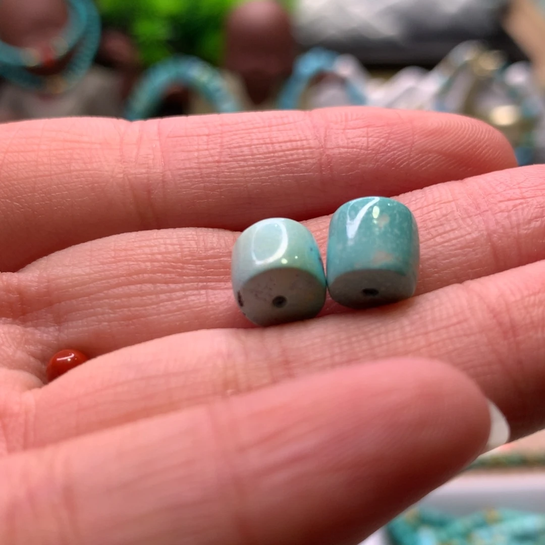 南红玛瑙配饰未镶嵌