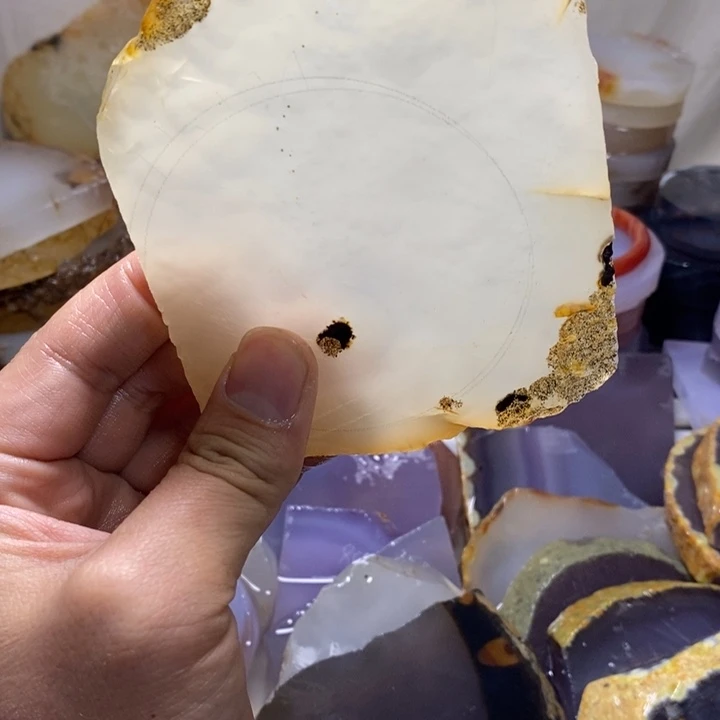 ****)定制玛瑙私人定制52圆条不退换