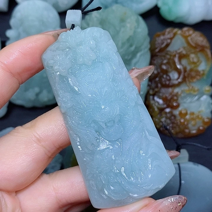 定制翡翠未镶嵌翡翠