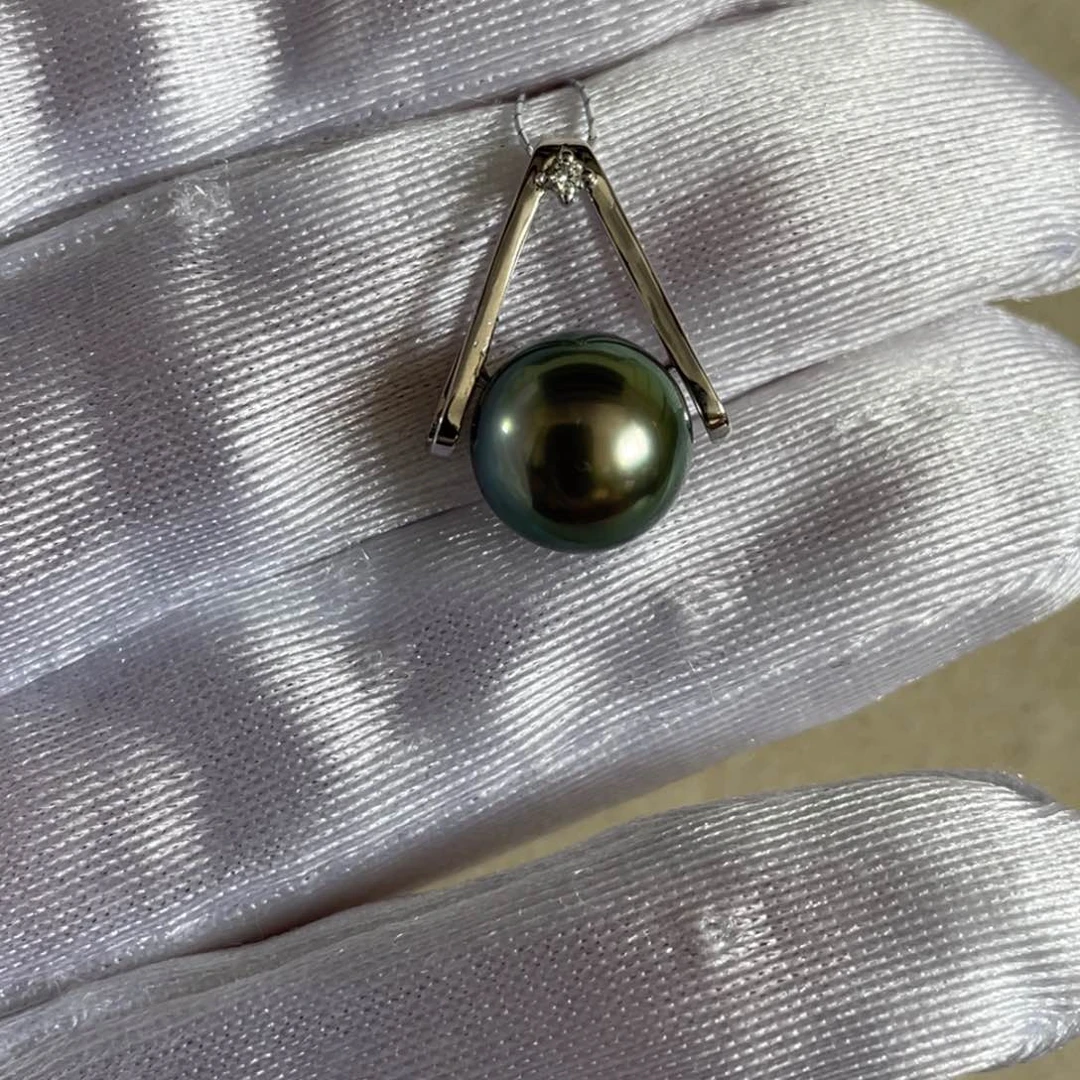 18K金镶嵌海水珍珠吊坠(赠链)9-10mm