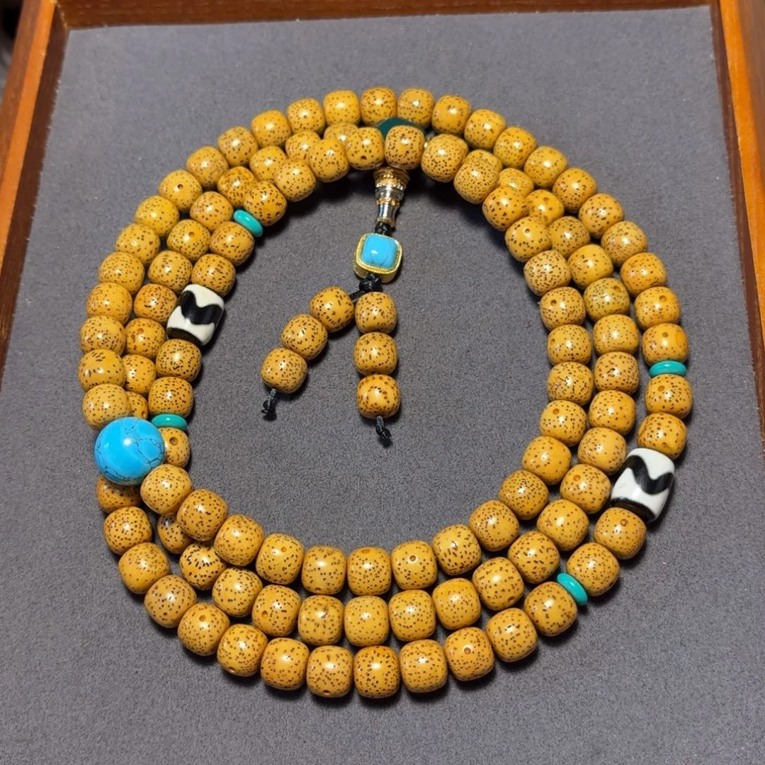 吊坠星月菩提鸡油黄星月10×9mm