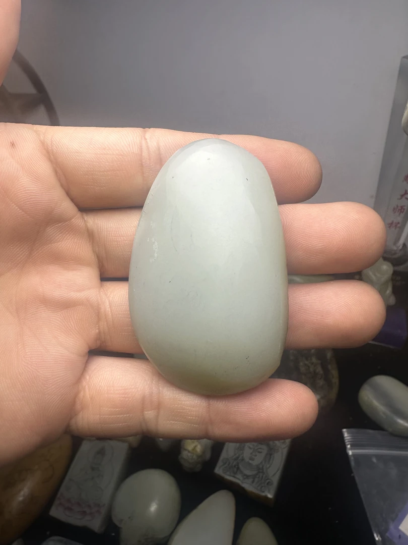 和田玉定制雕刻。