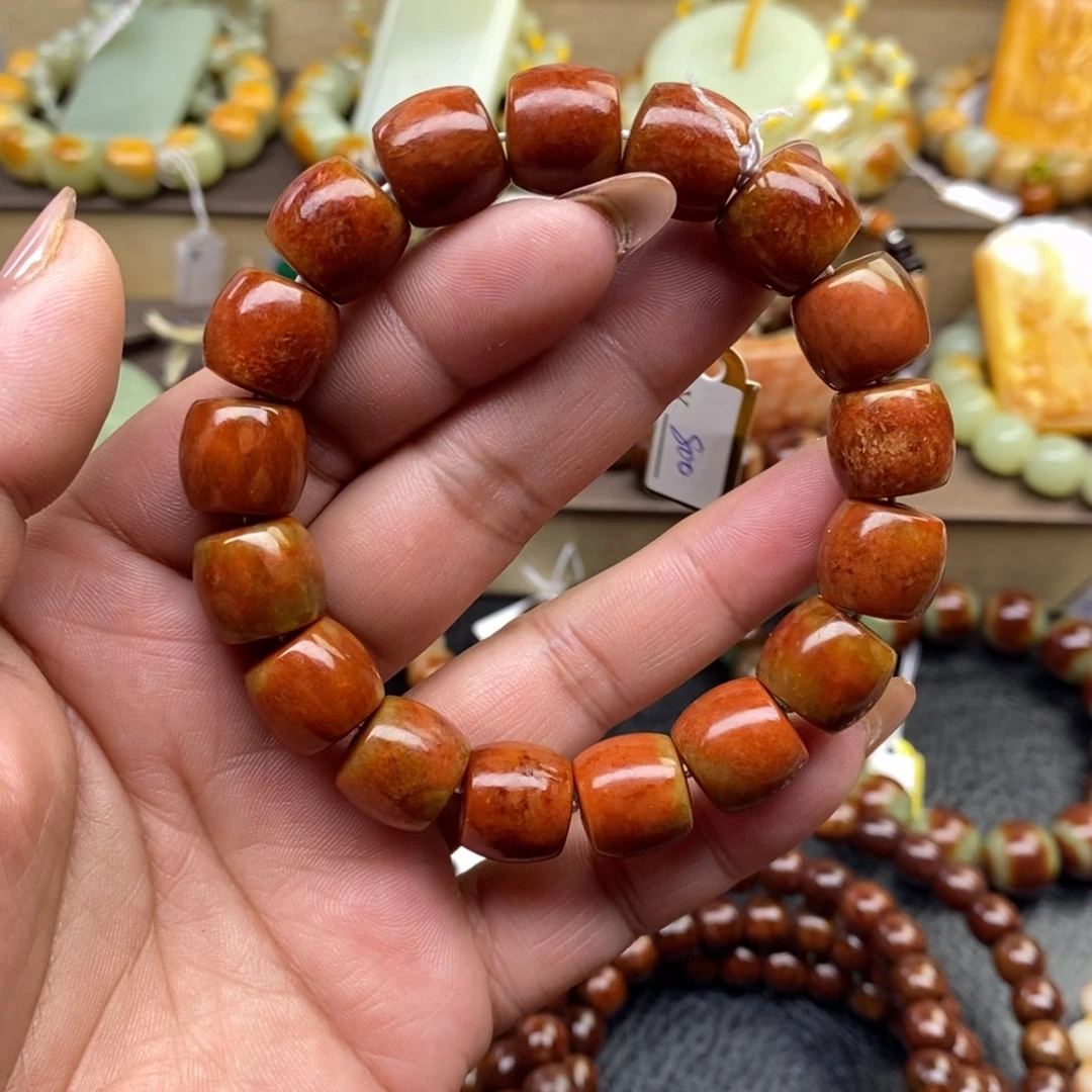 透闪石质玉未镶嵌手串