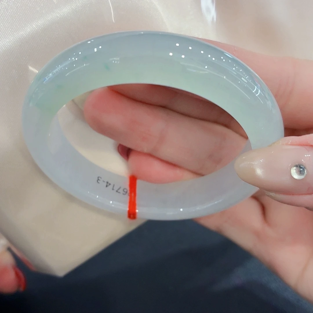 翡翠未镶嵌手镯翡翠53/54圈口（强推）