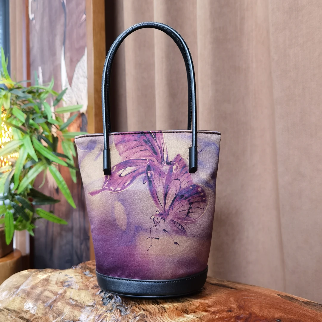 富美服装精品店高端定制手提包07