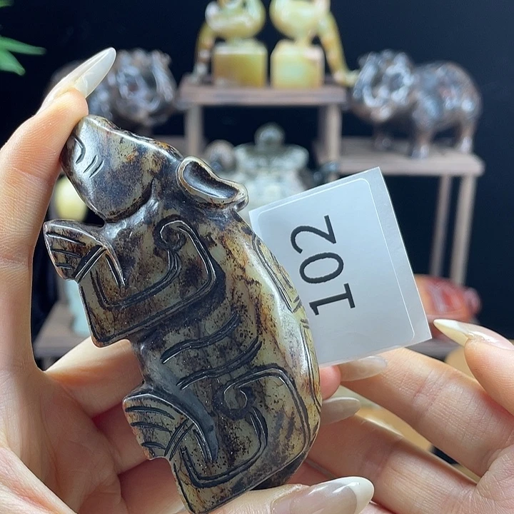 和田玉（糖玉）未镶嵌挂件