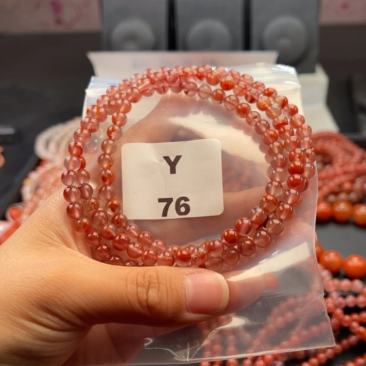 C***贝南红玛瑙未镶嵌多样性发货默认微瑕6mm