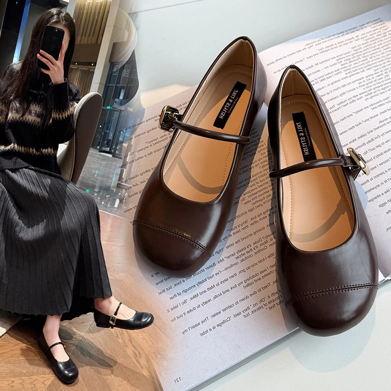 加肥加宽708-10春季玛丽珍鞋浅口一字扣复古圆头平底鞋大码女鞋