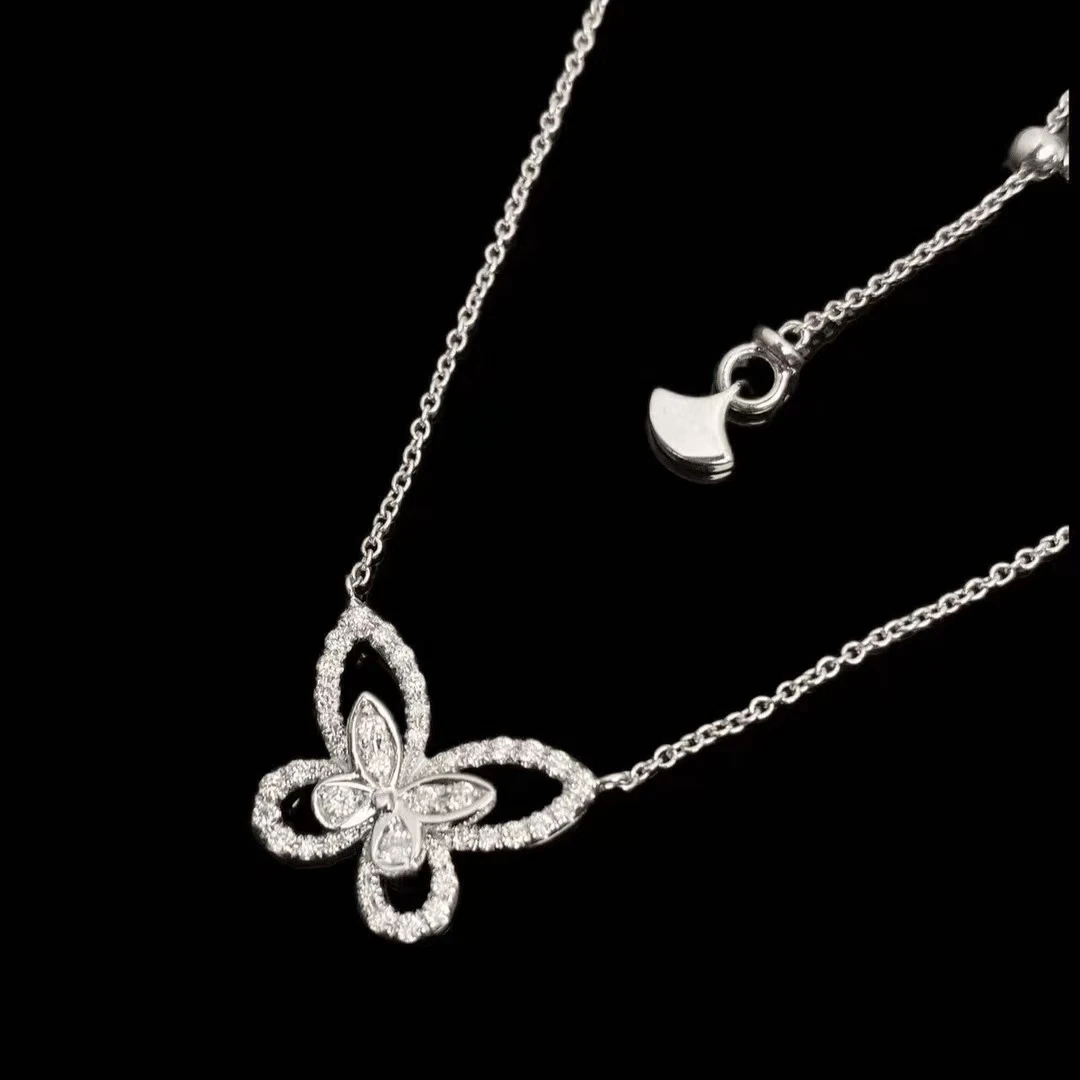 18K金镶嵌钻石  K白蝴蝶项链  时尚 轻奢精致