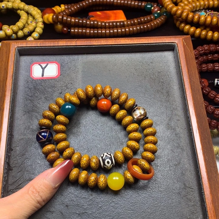 星月菩提吊坠菩提