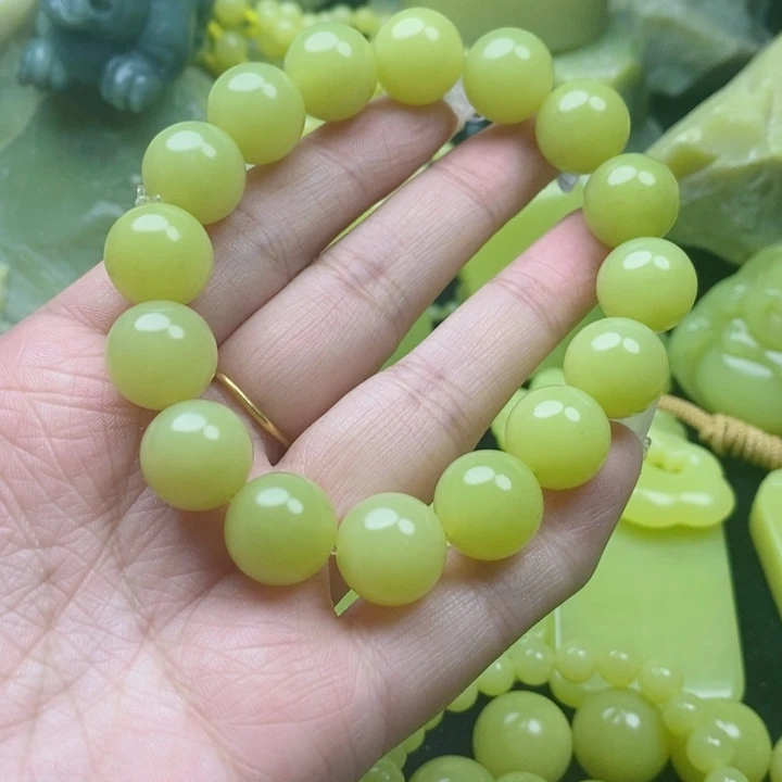 顿***非布新疆黄玉手串卡14