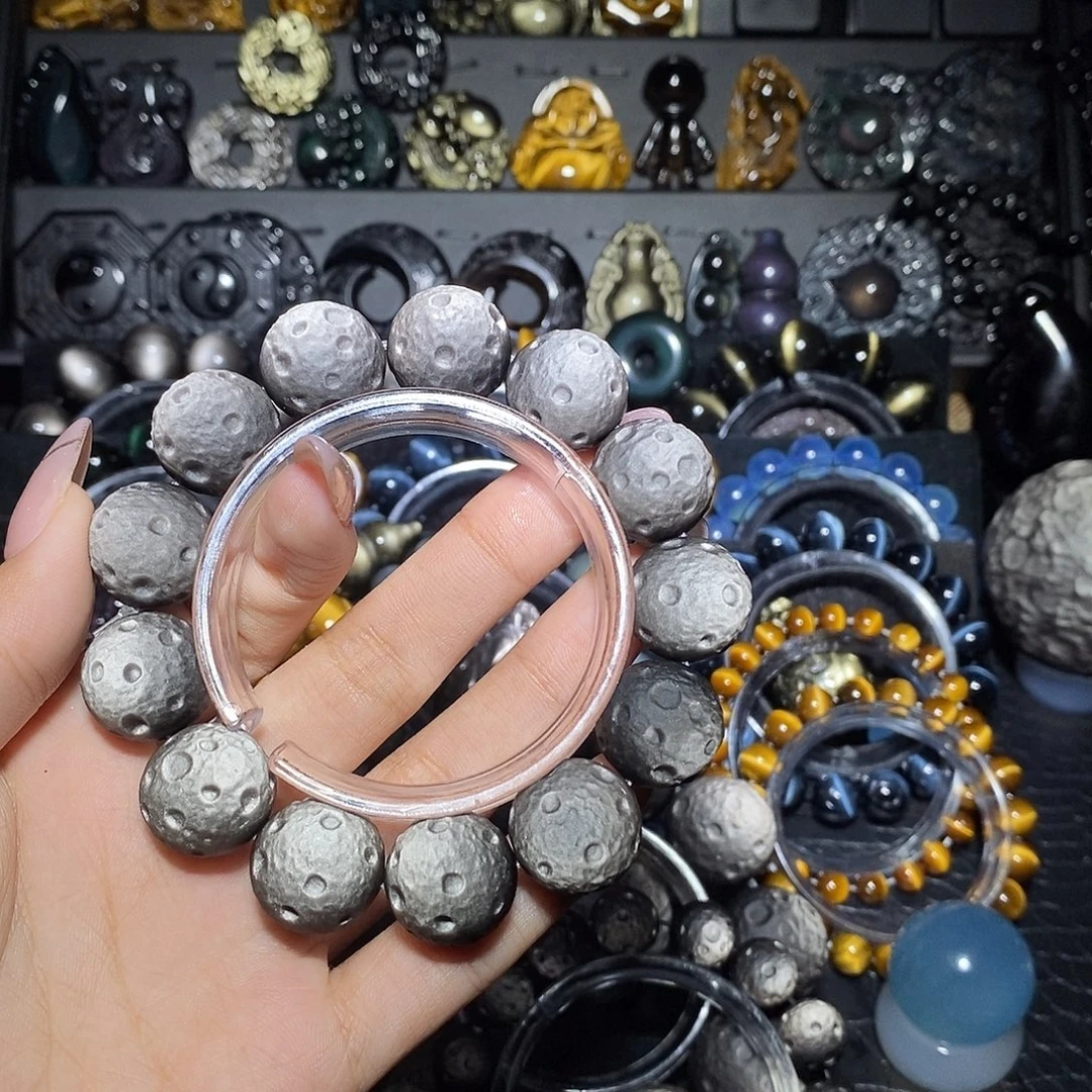 只***赢未镶嵌黑曜岩手链