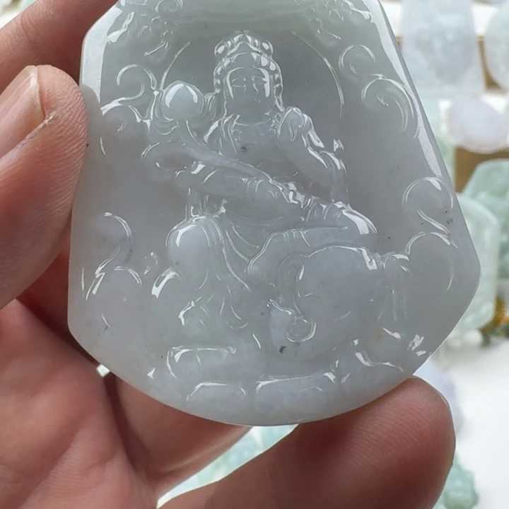 翡翠未镶嵌颈饰天然缅甸A货翡翠