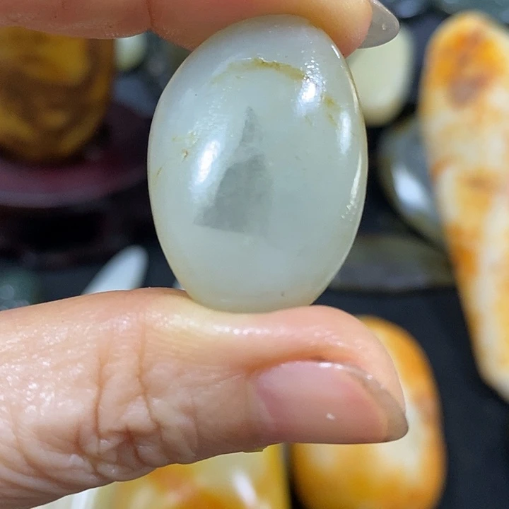 未镶嵌和田玉（糖玉）挂件