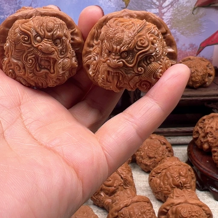 强***哥核桃把件蛤蟆龙腾头四海